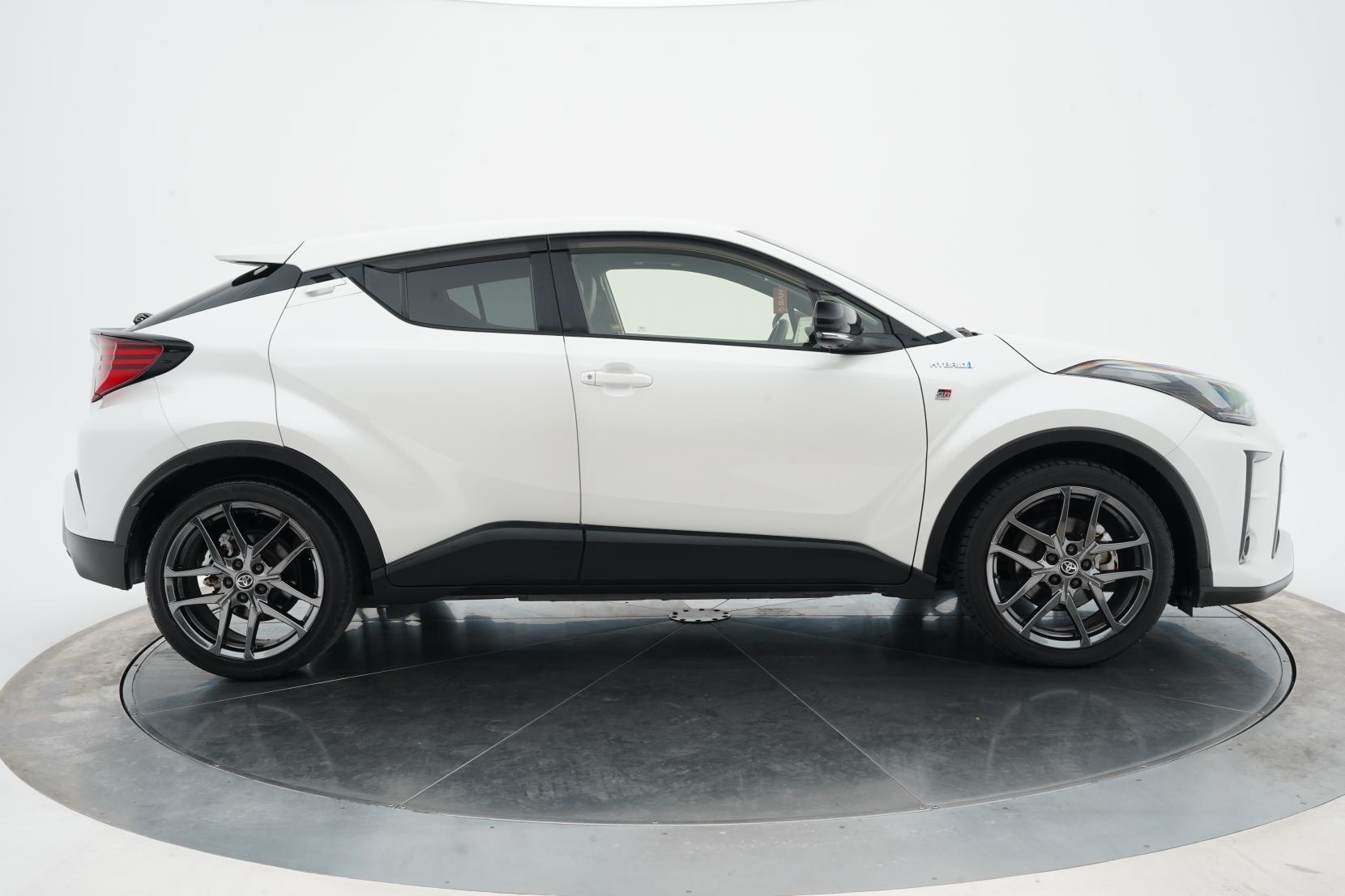 Toyota C-HR 1.8 GR SPORT HYBRID