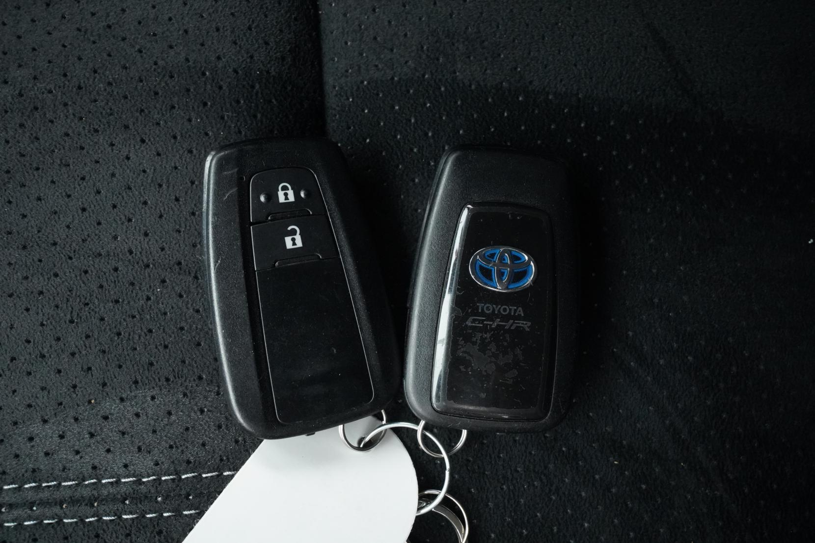 Toyota C-HR 1.8 GR SPORT HYBRID