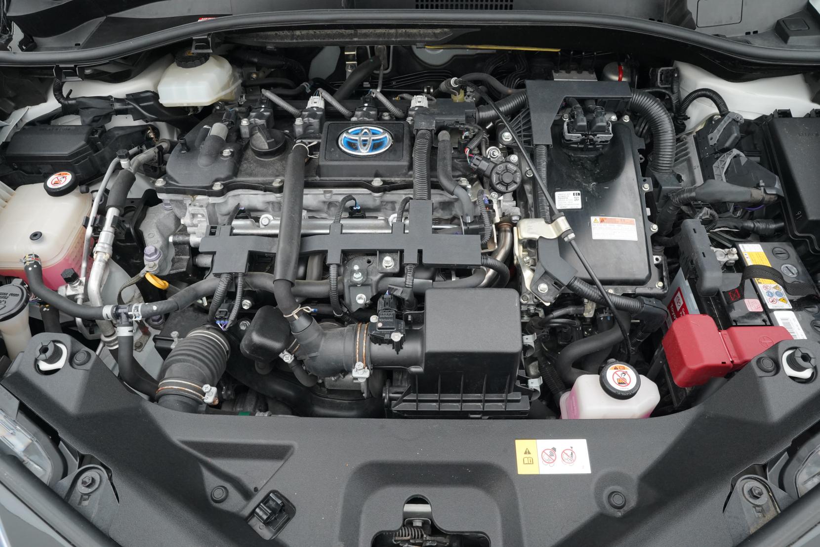 Toyota C-HR 1.8 GR SPORT HYBRID