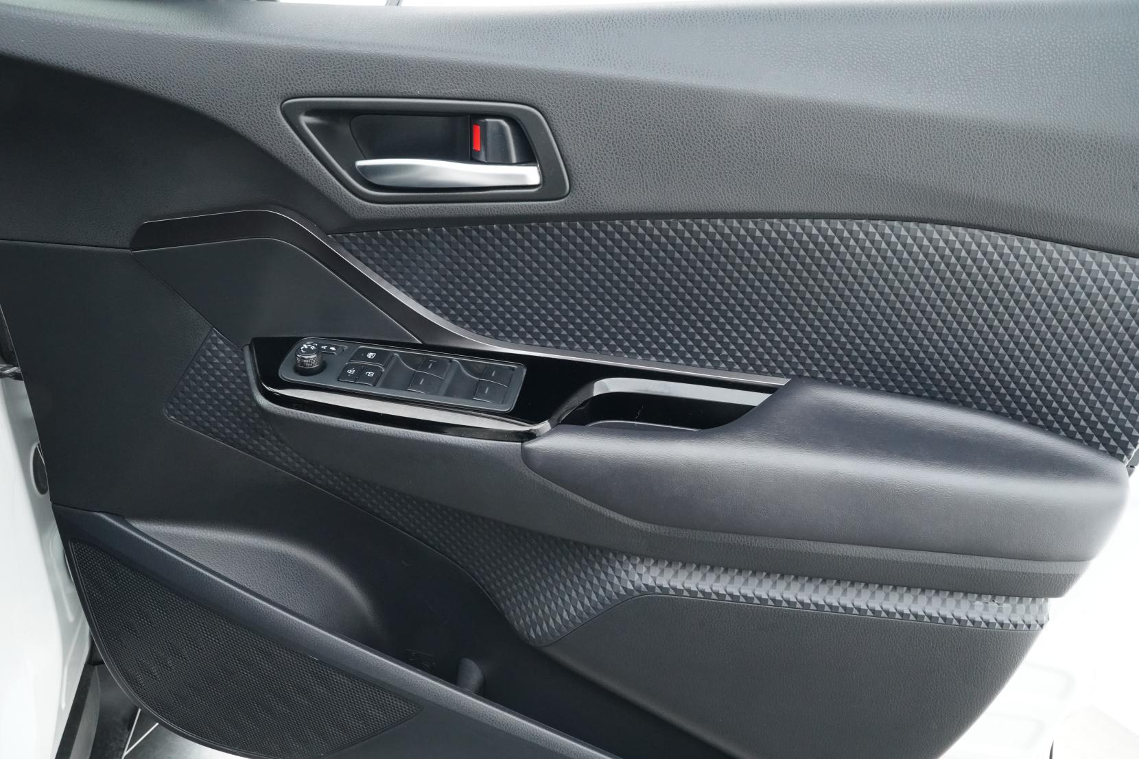 Toyota C-HR 1.8 GR SPORT HYBRID