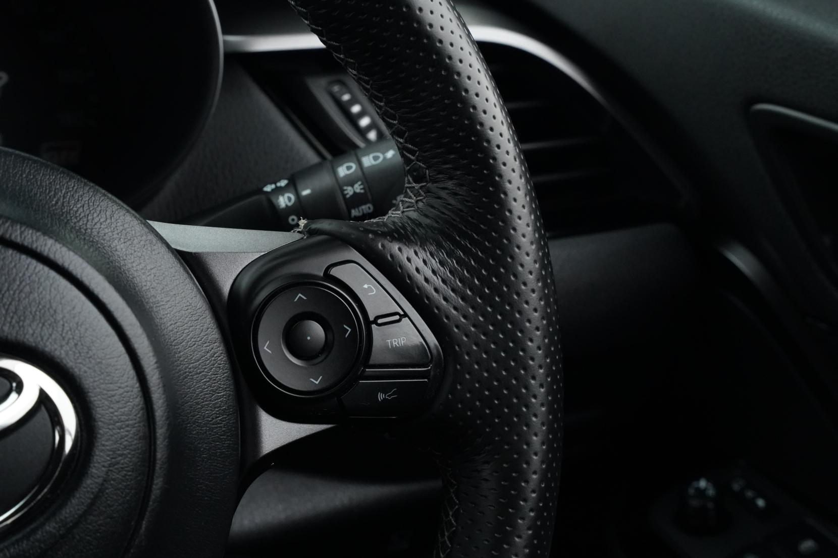 Toyota C-HR 1.8 GR SPORT HYBRID