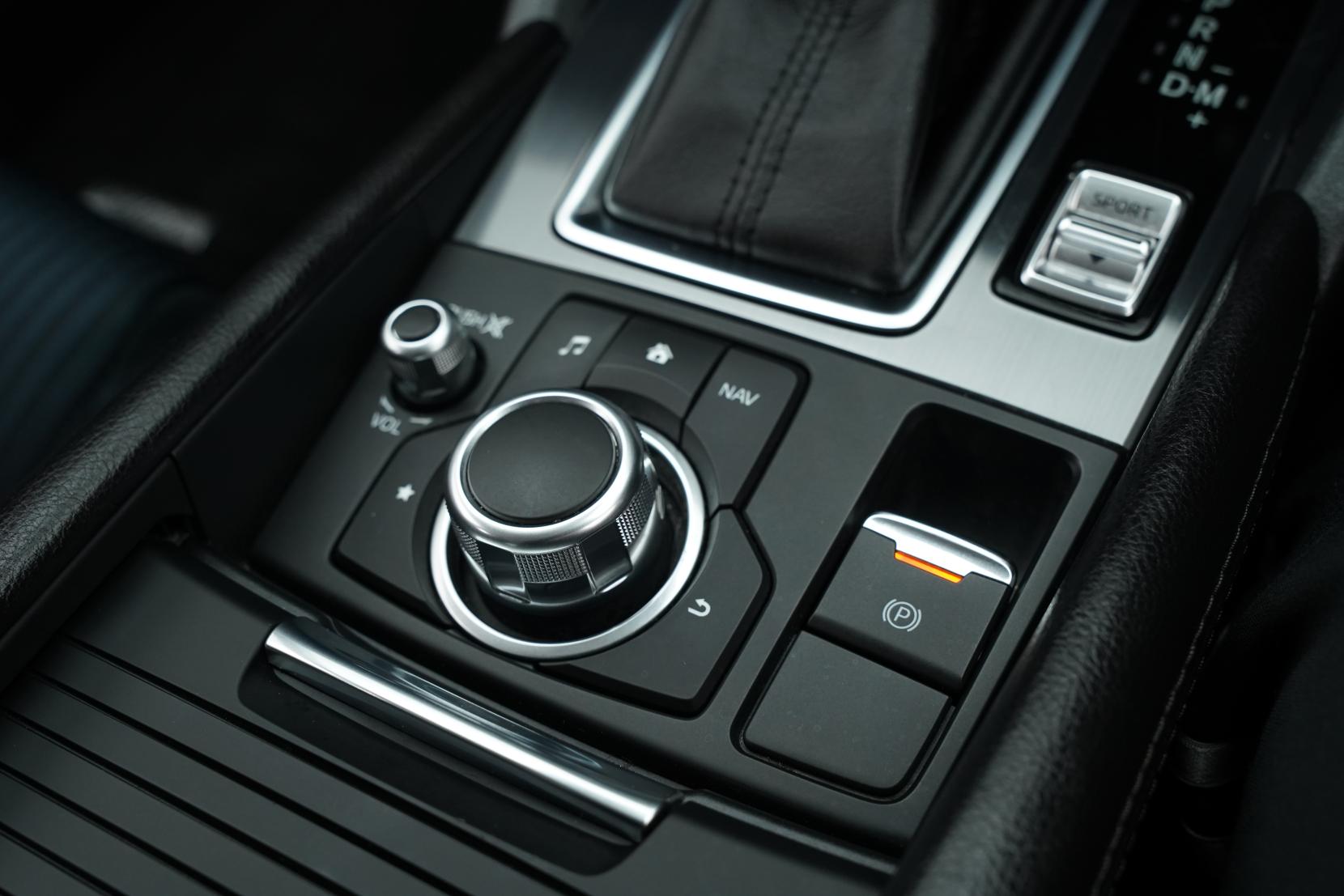 Mazda Atenza 2.0 20S