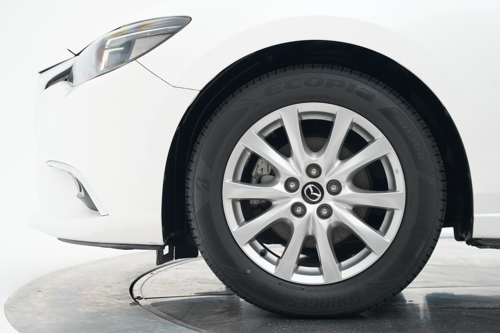 Mazda Atenza 2.0 20S