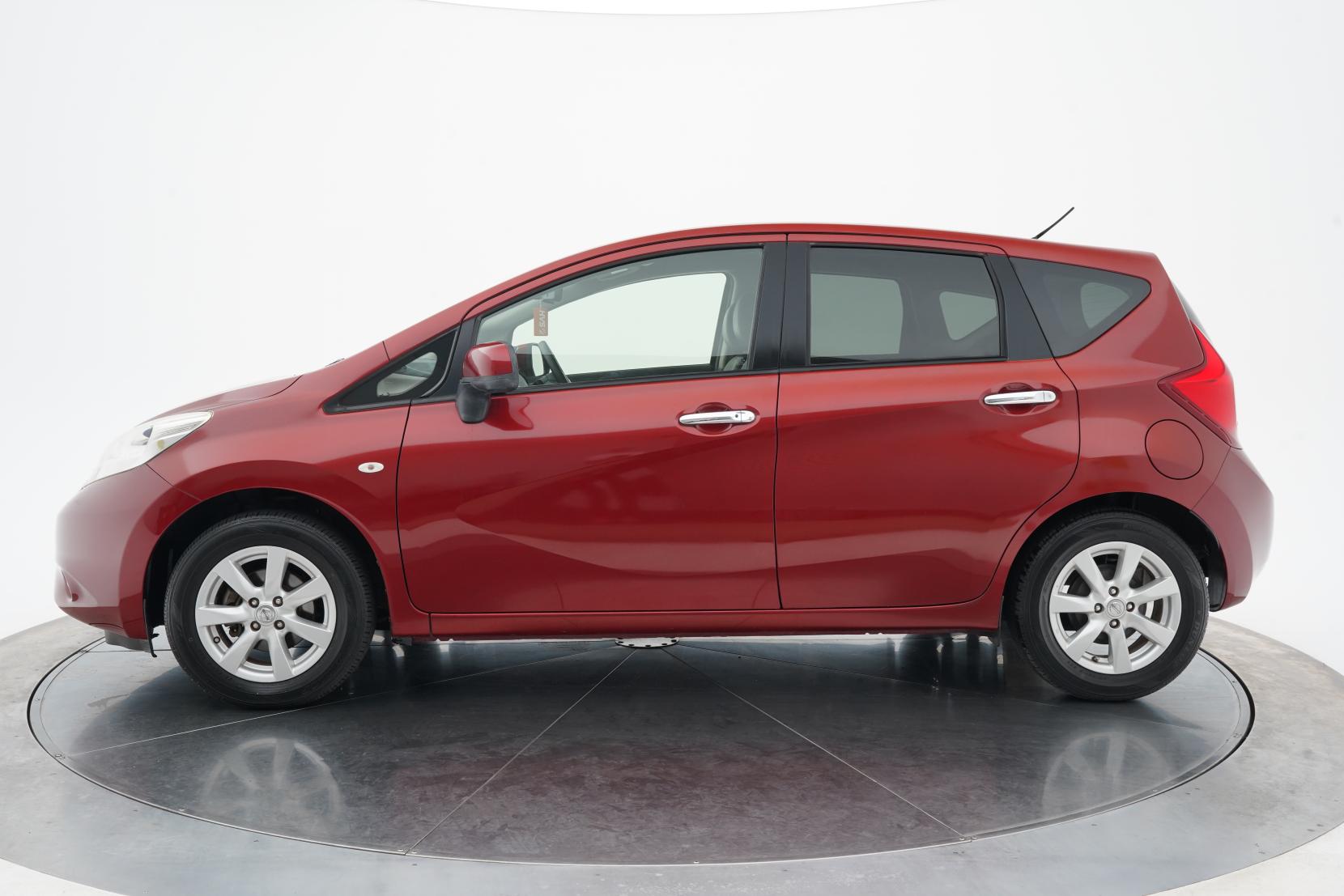 Nissan Note (2004–present) 1.2 MEDALIST