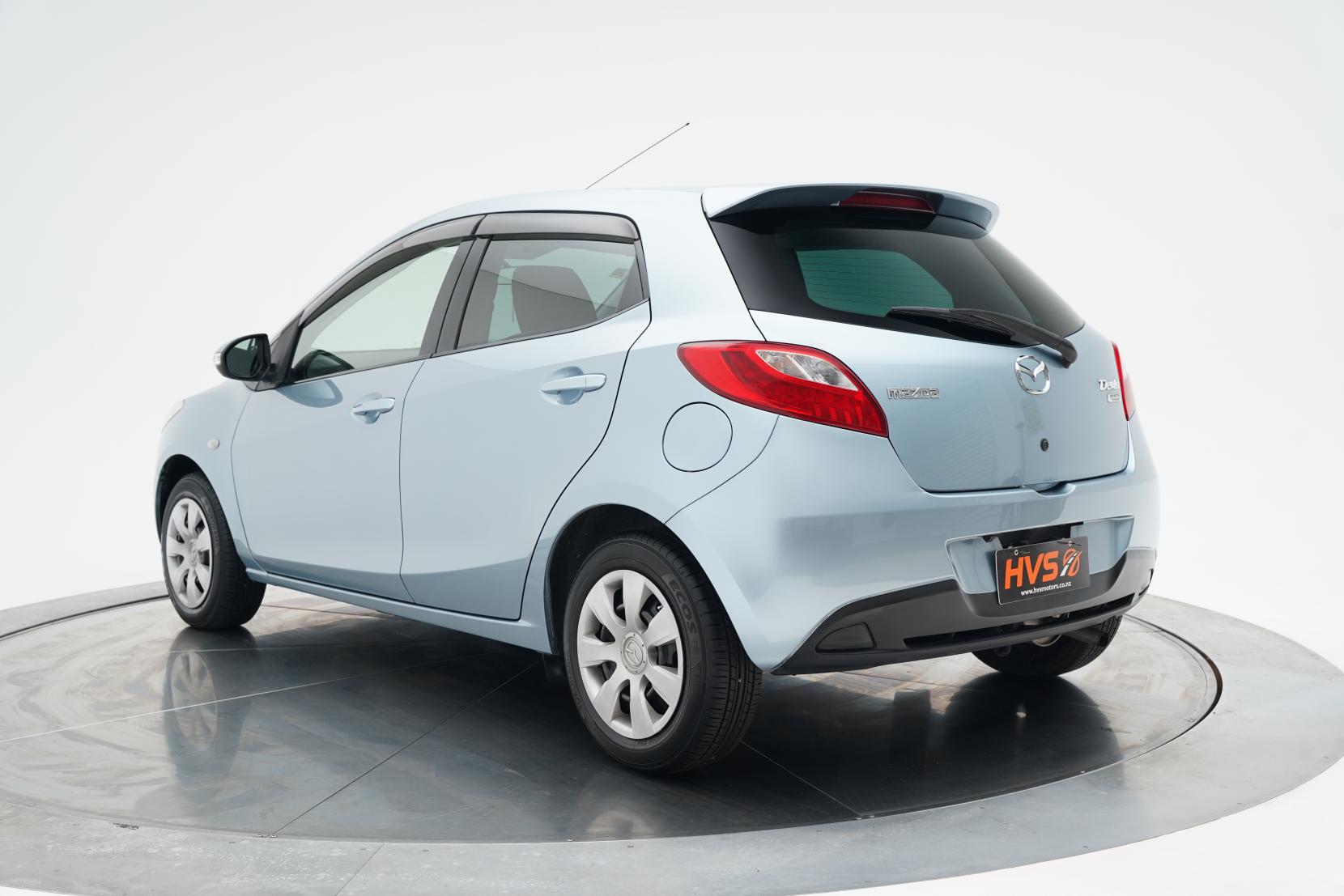Mazda Demio 13- SKYACTIVE