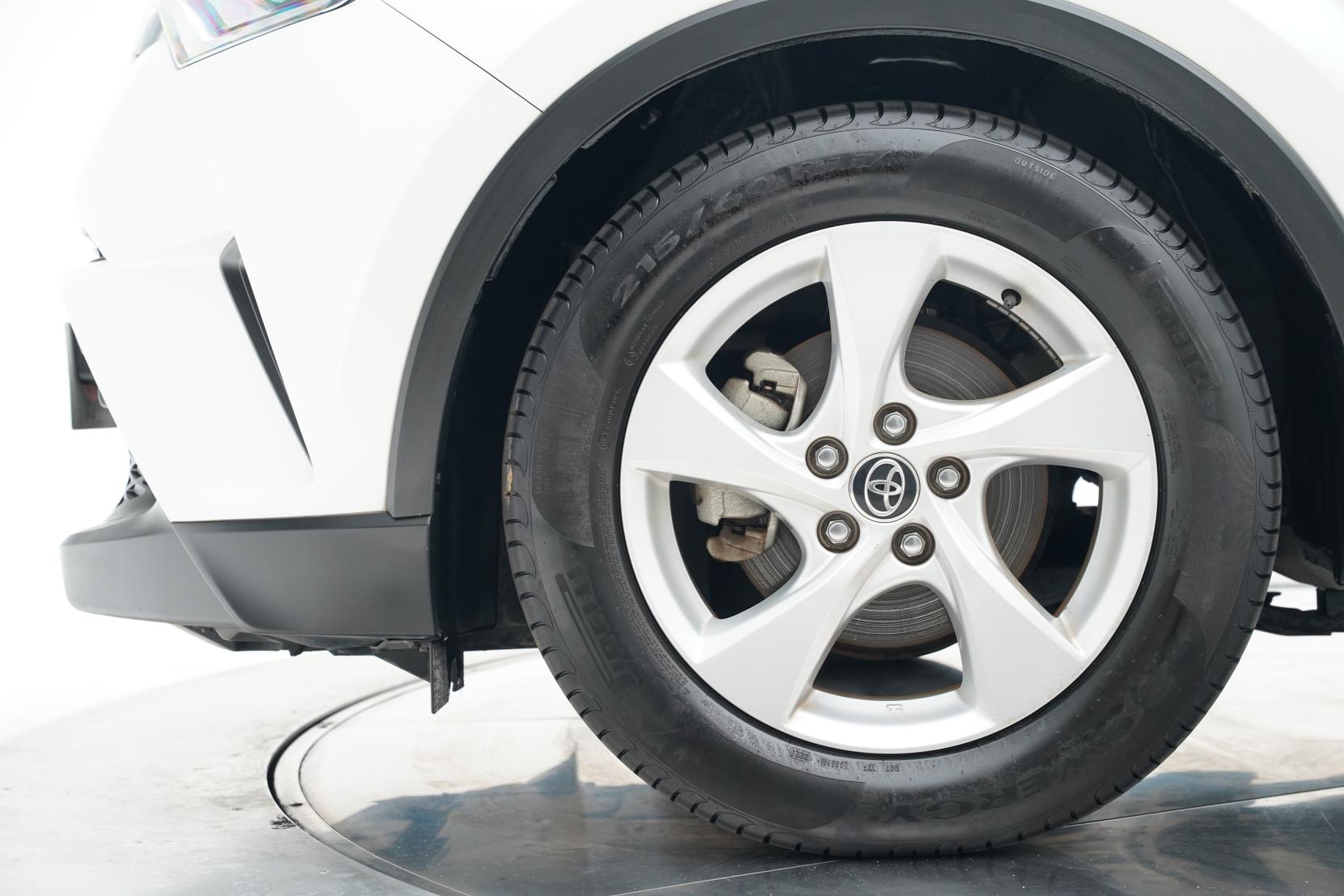 Toyota C-HR 1.8 Hybrid S