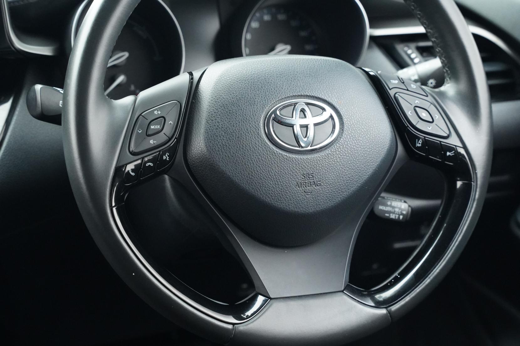 Toyota C-HR 1.8 Hybrid S