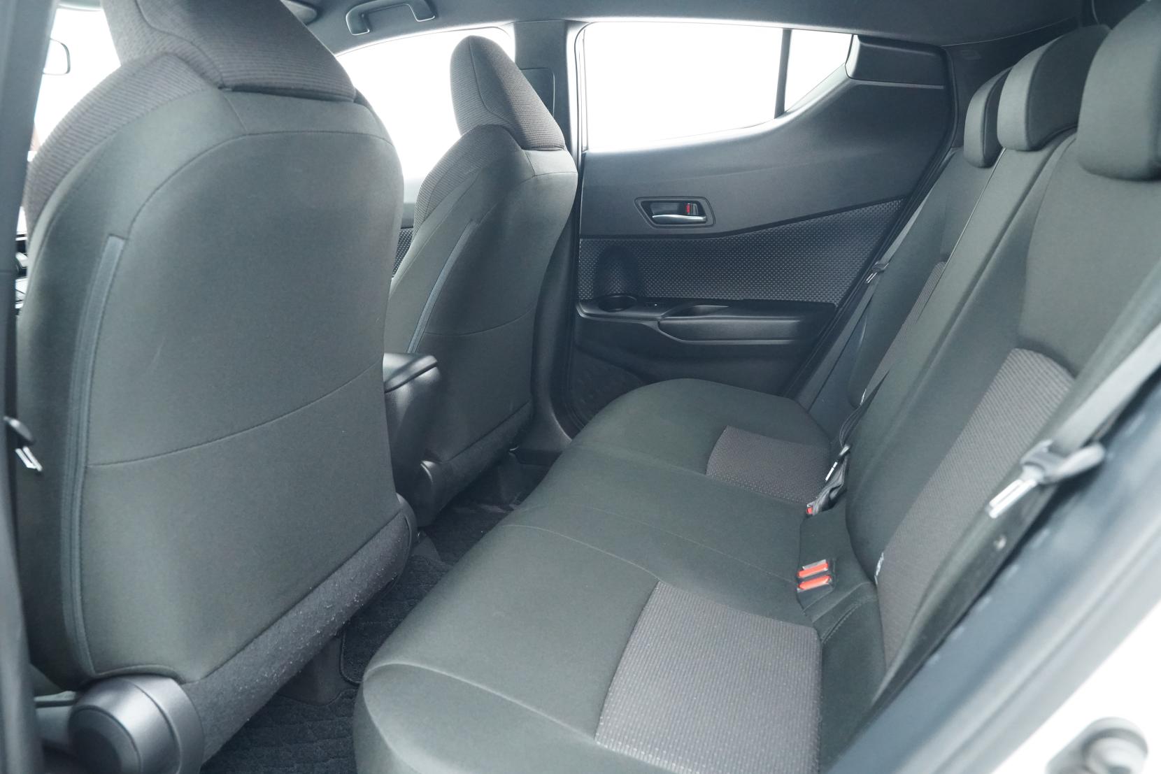 Toyota C-HR 1.8 Hybrid S