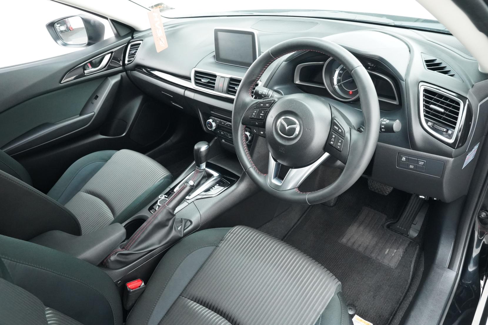 Mazda Axela 2.0 SPORT  20S