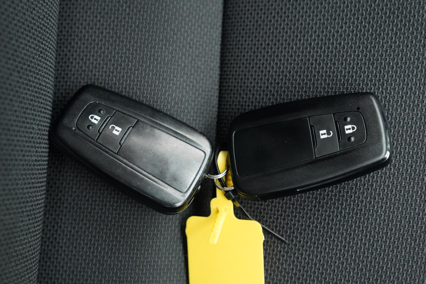 Toyota Corolla 1.8 TOURING HYBRID G-X