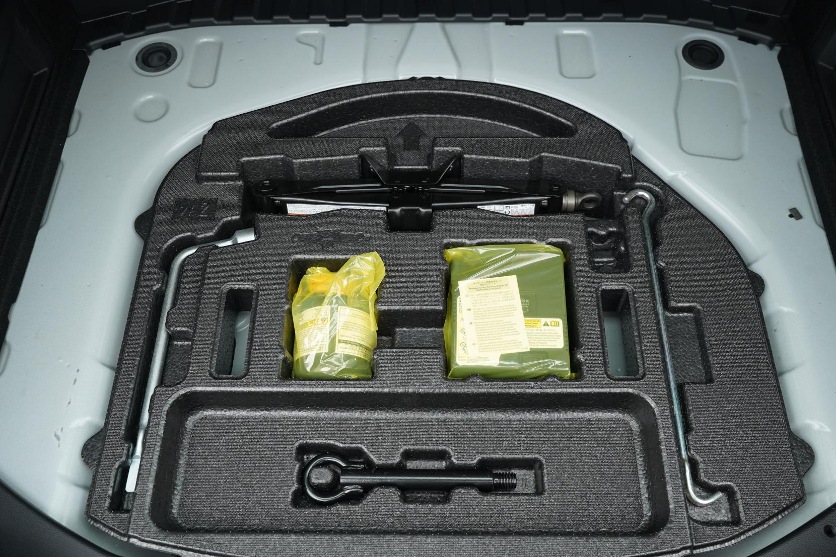 Toyota Corolla 1.8 TOURING HYBRID G-X