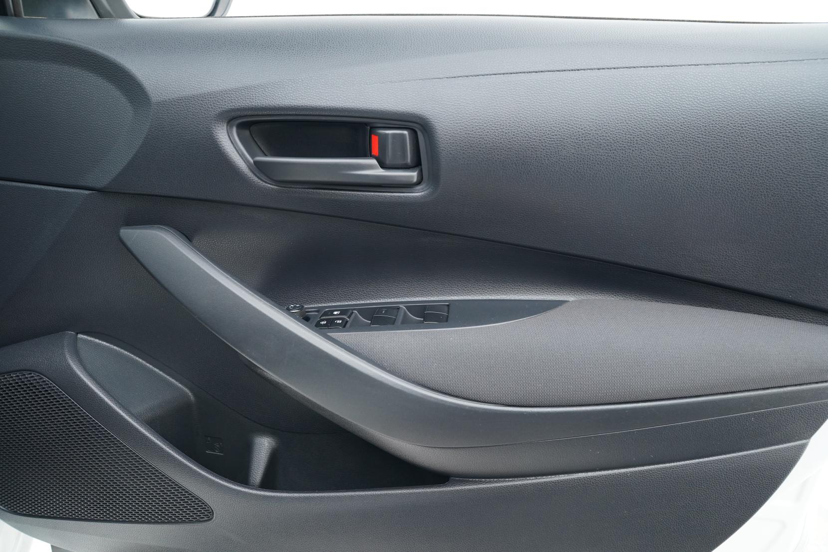 Toyota Corolla 1.8 TOURING HYBRID G-X