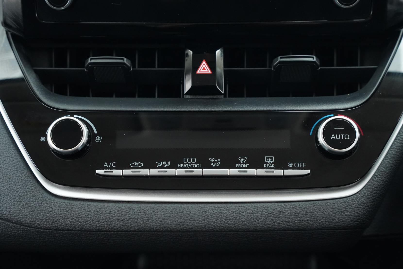 Toyota Corolla 1.8 TOURING HYBRID G-X