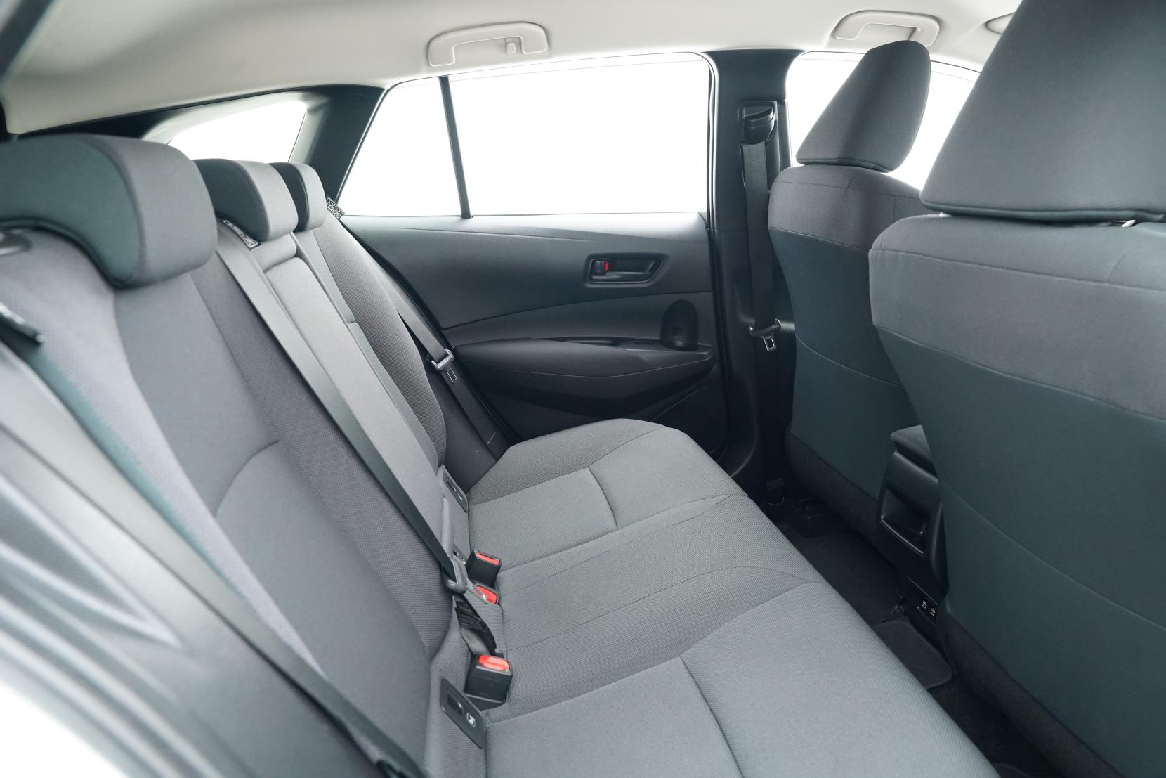 Toyota Corolla 1.8 TOURING HYBRID G-X