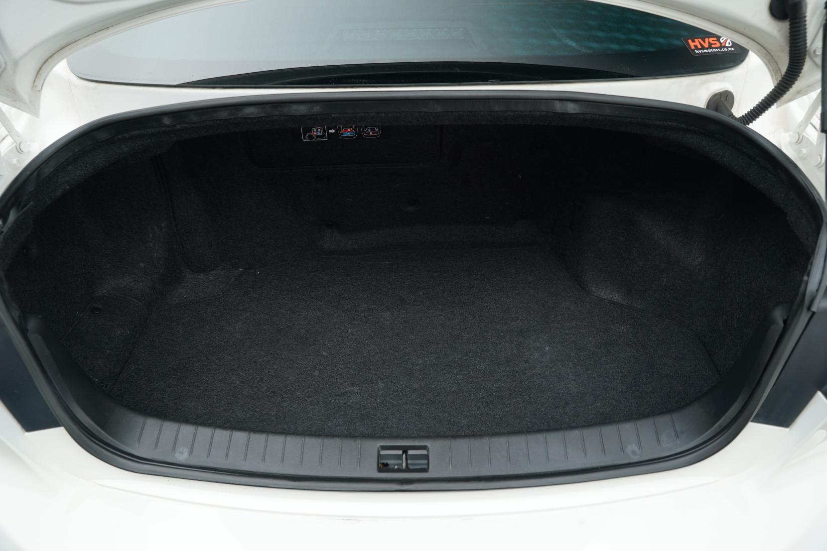 Nissan Skyline 350GT HYBRID TYPE P