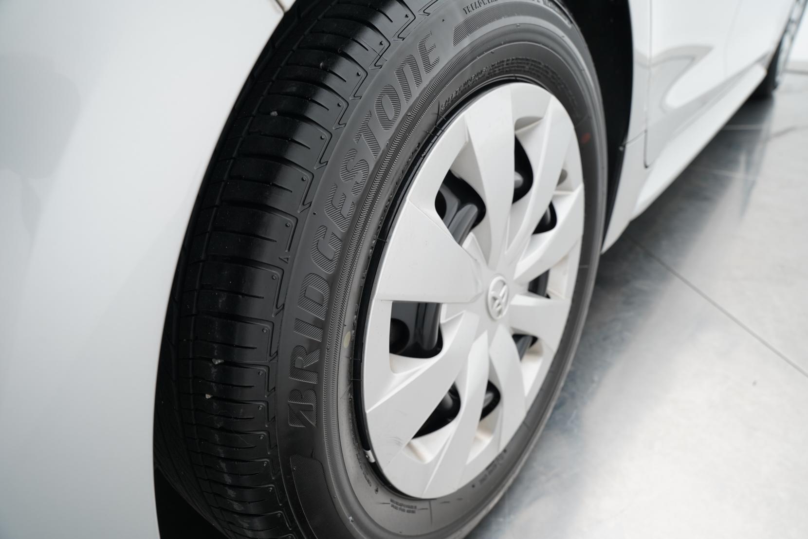 Toyota Corolla TOURING HYBRID G-X