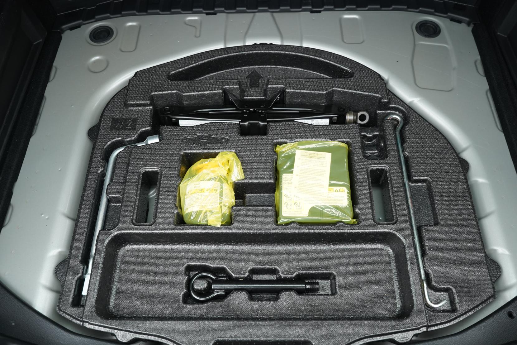 Toyota Corolla TOURING HYBRID G-X