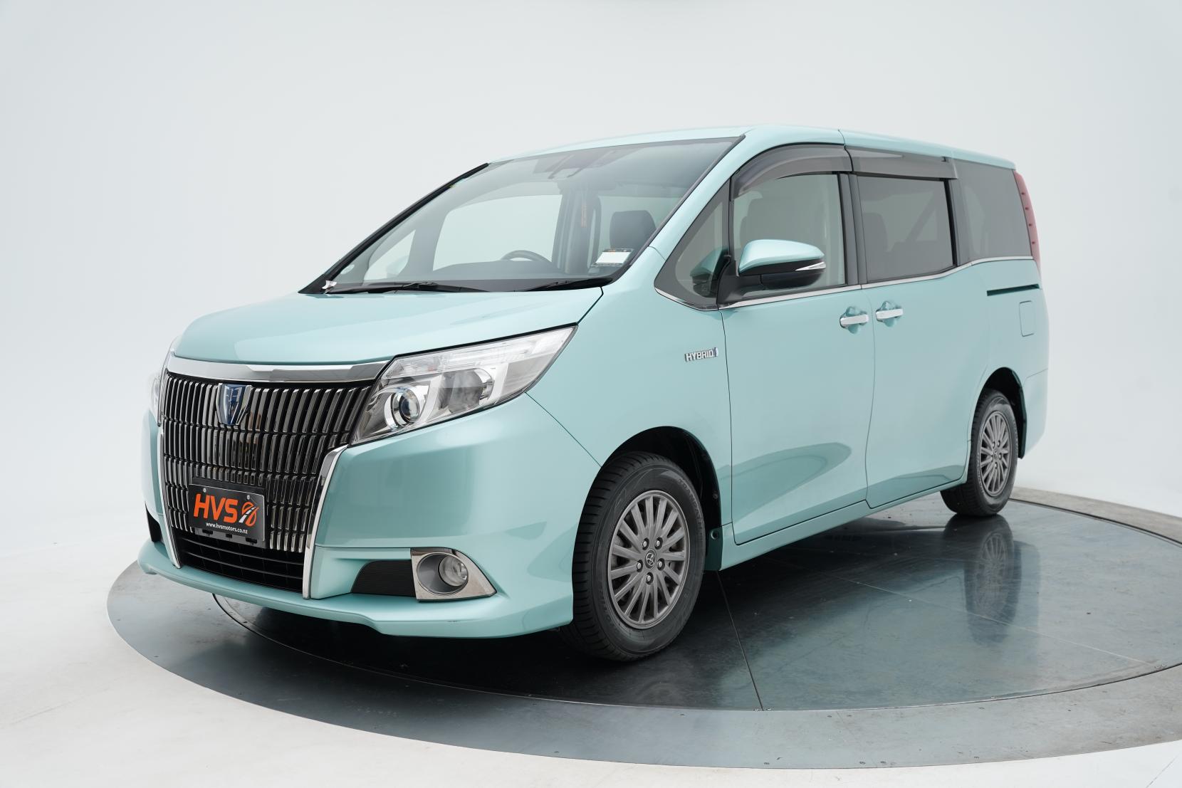 Toyota Esquire 1.8 HYBRID GI