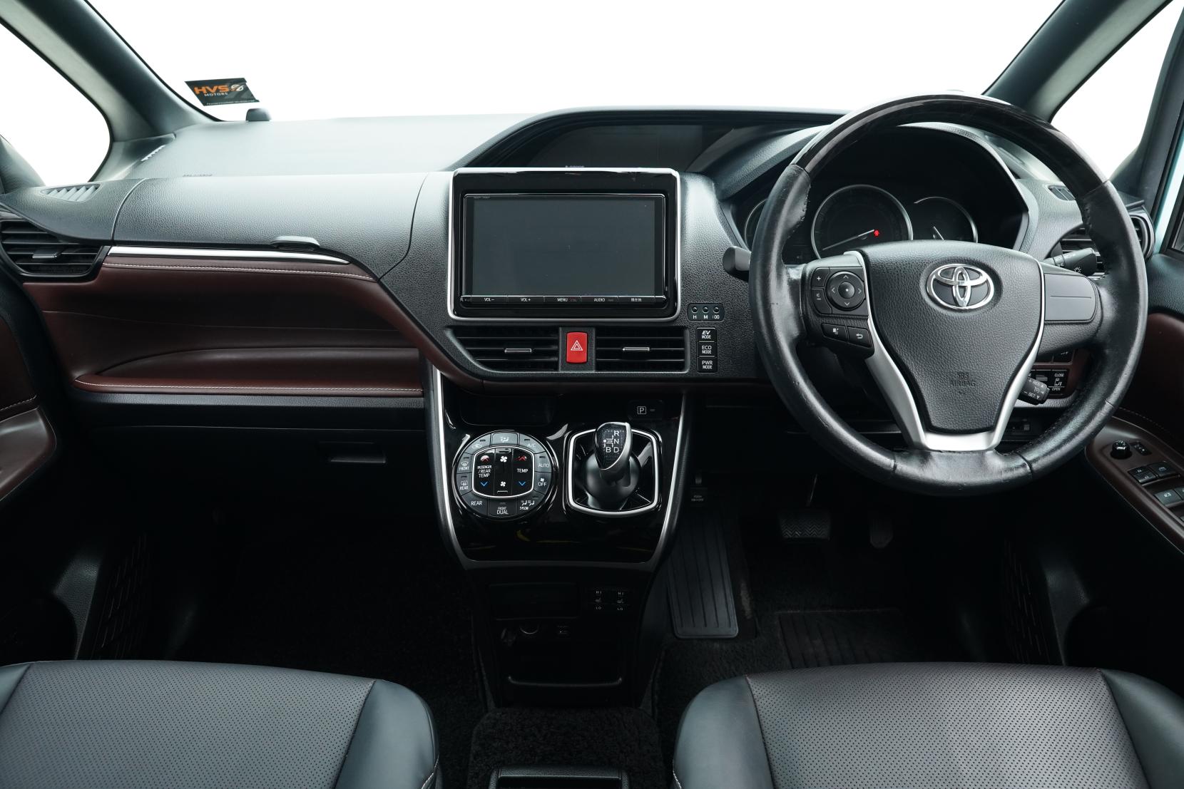 Toyota Esquire 1.8 HYBRID GI