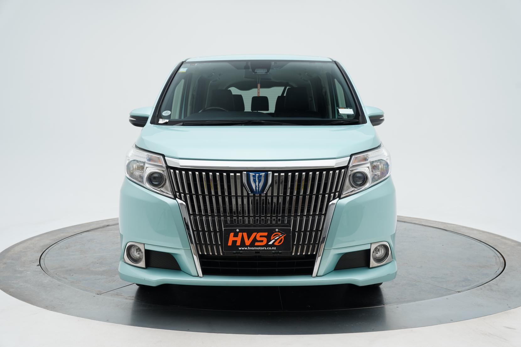 Toyota Esquire 1.8 HYBRID GI