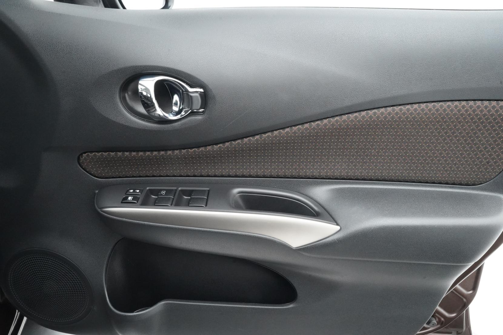 Nissan Note (2004–present) 1.2 MEDALIST