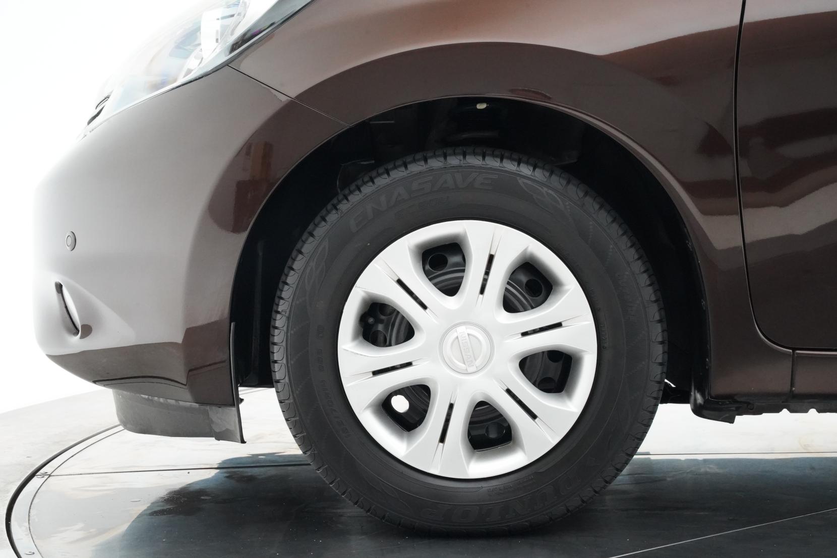 Nissan Note (2004–present) 1.2 MEDALIST