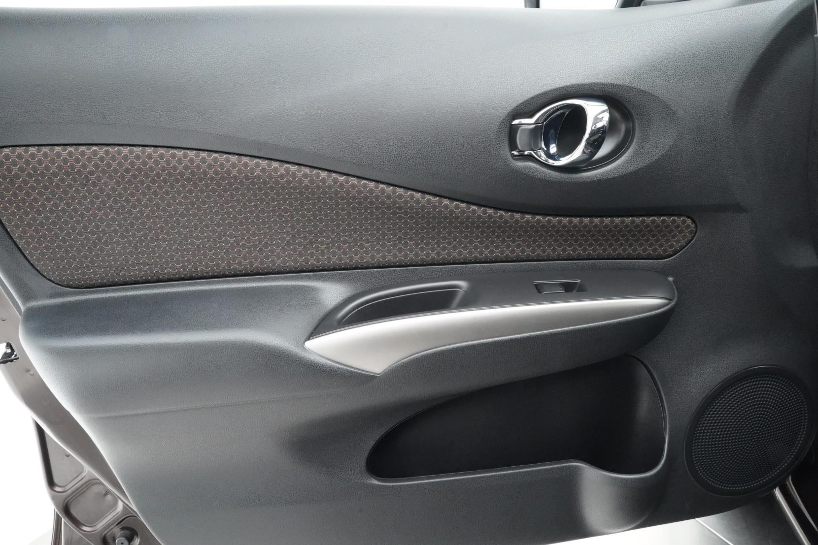 Nissan Note (2004–present) 1.2 MEDALIST