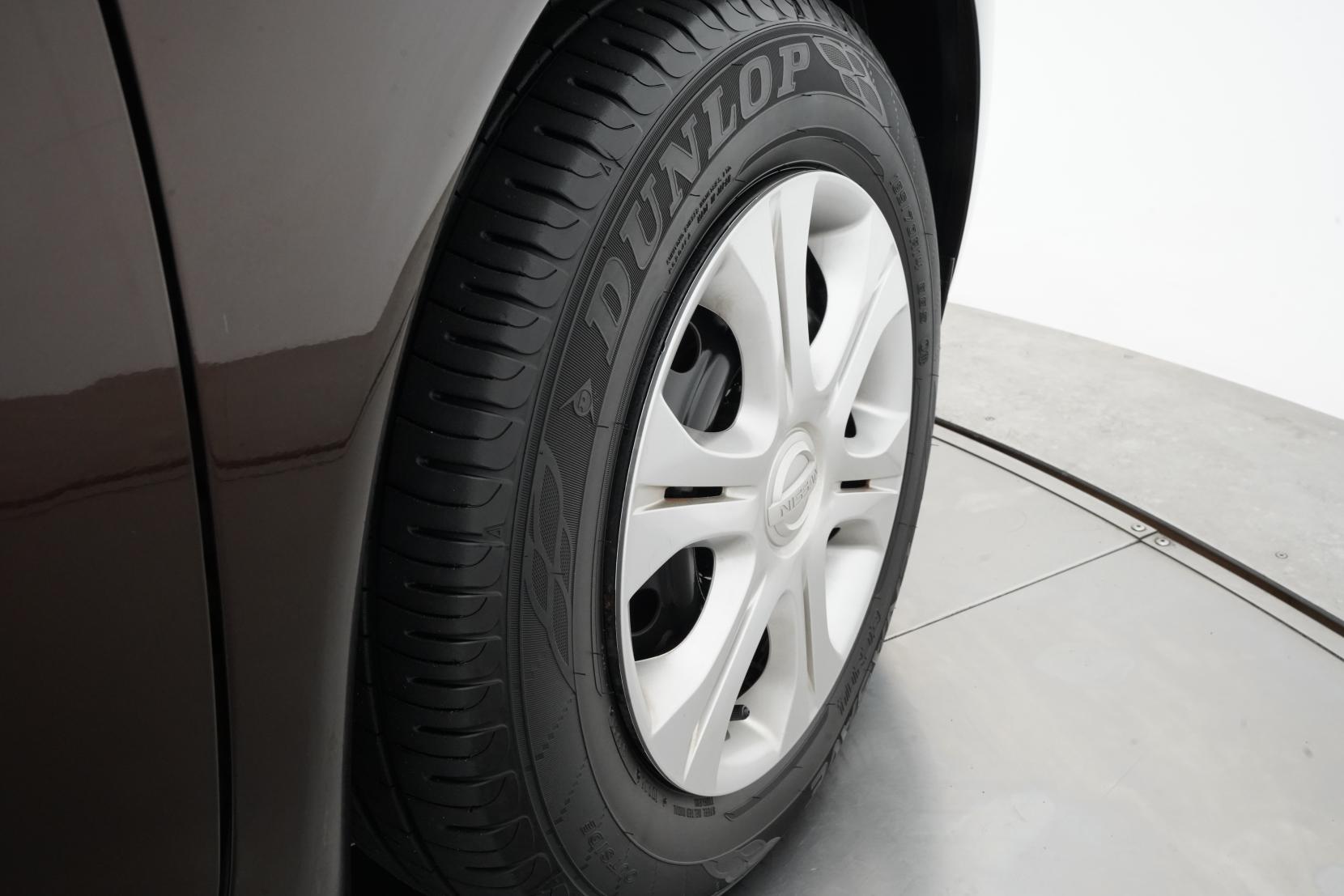 Nissan Note (2004–present) 1.2 MEDALIST