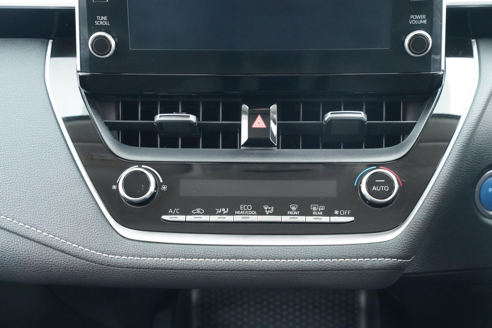Toyota Corolla 1.8 Touring Hybrid S