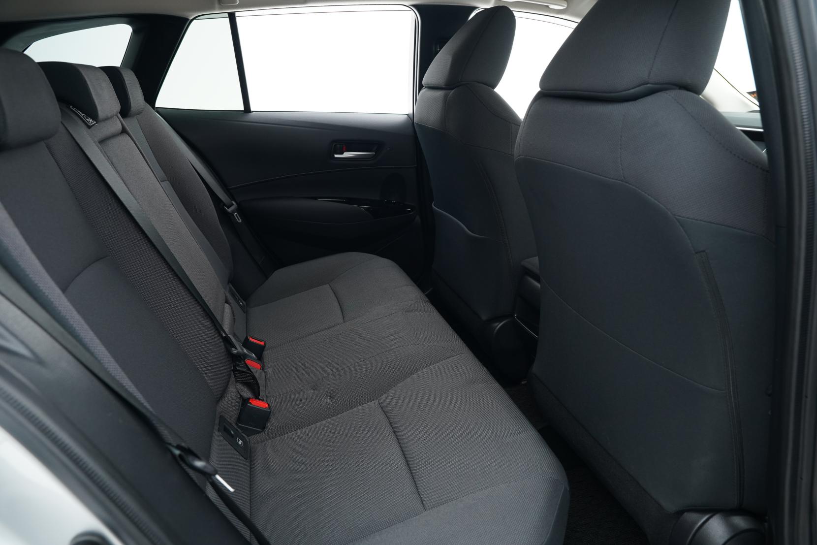 Toyota Corolla 1.8 Touring Hybrid S