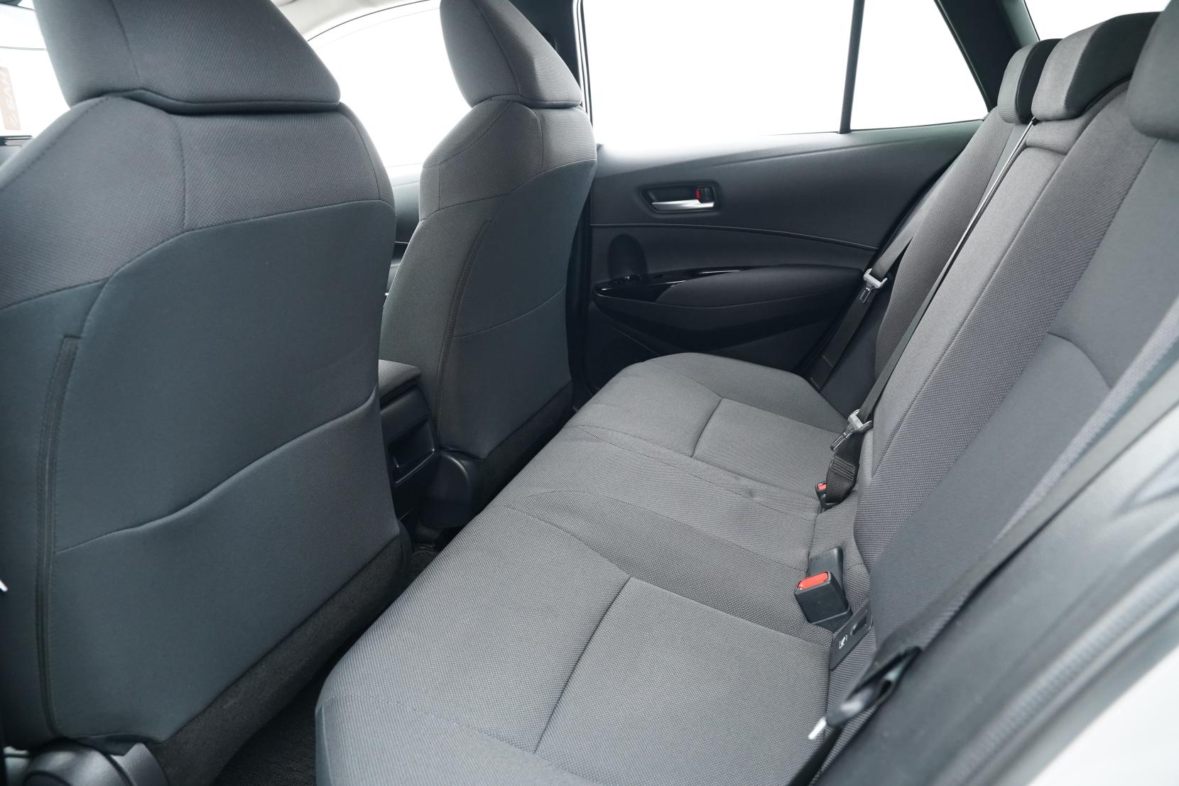 Toyota Corolla 1.8 Touring Hybrid S
