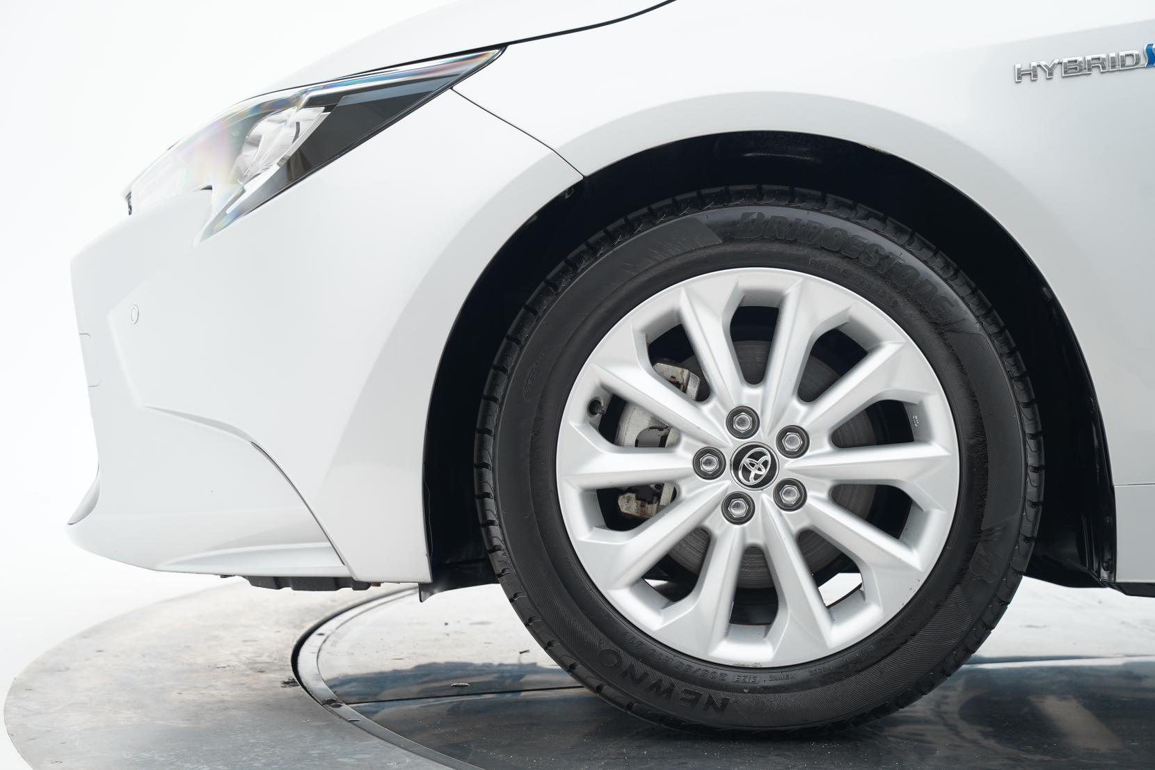 Toyota Corolla 1.8 Touring Hybrid S