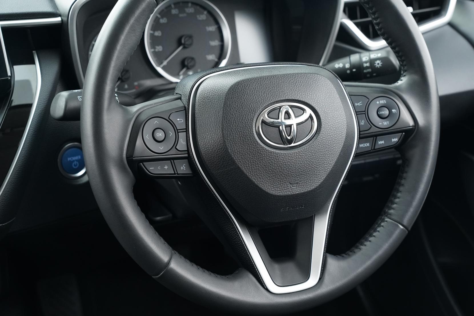 Toyota Corolla 1.8 Touring Hybrid S