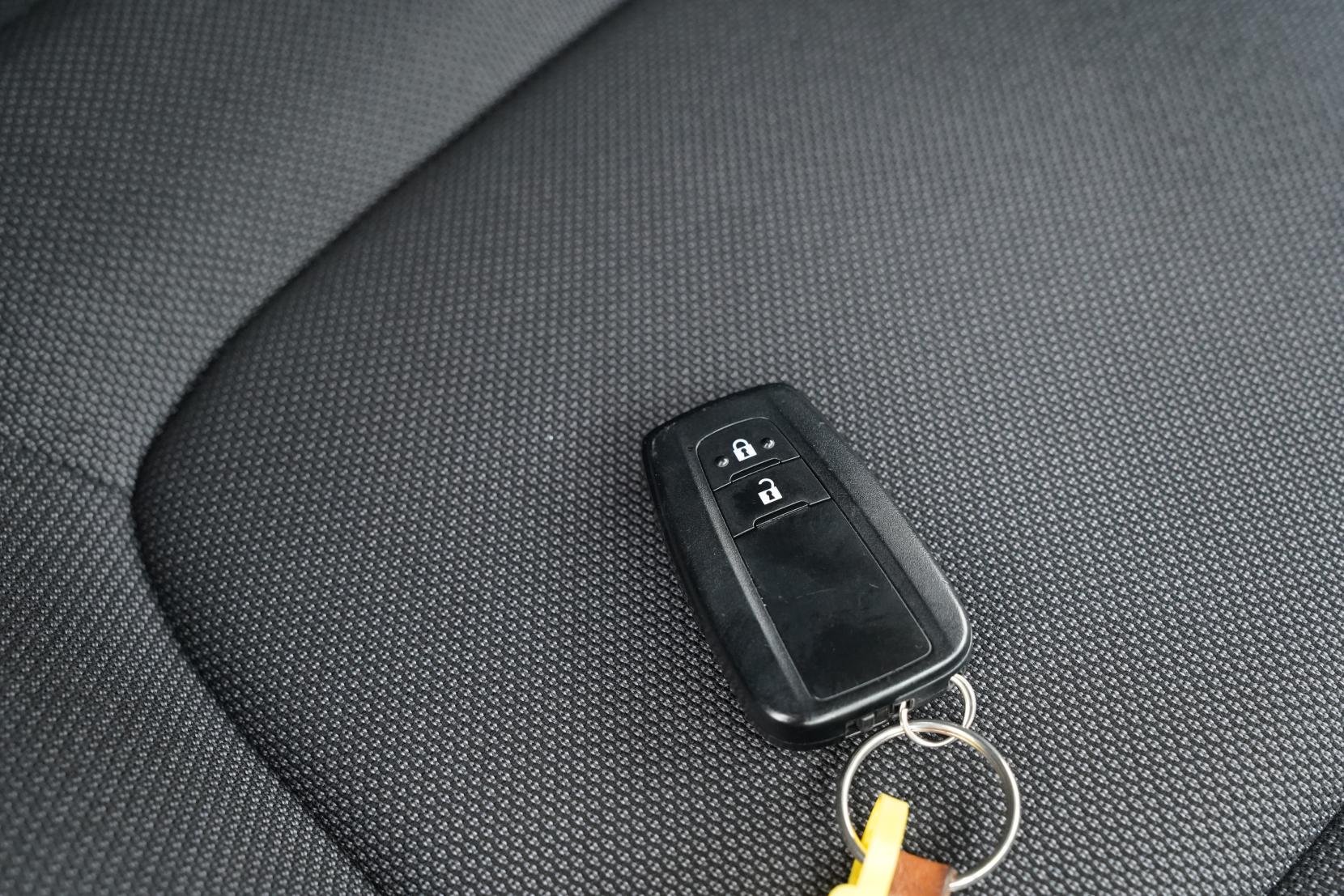 Toyota Corolla 1.8 Touring Hybrid S