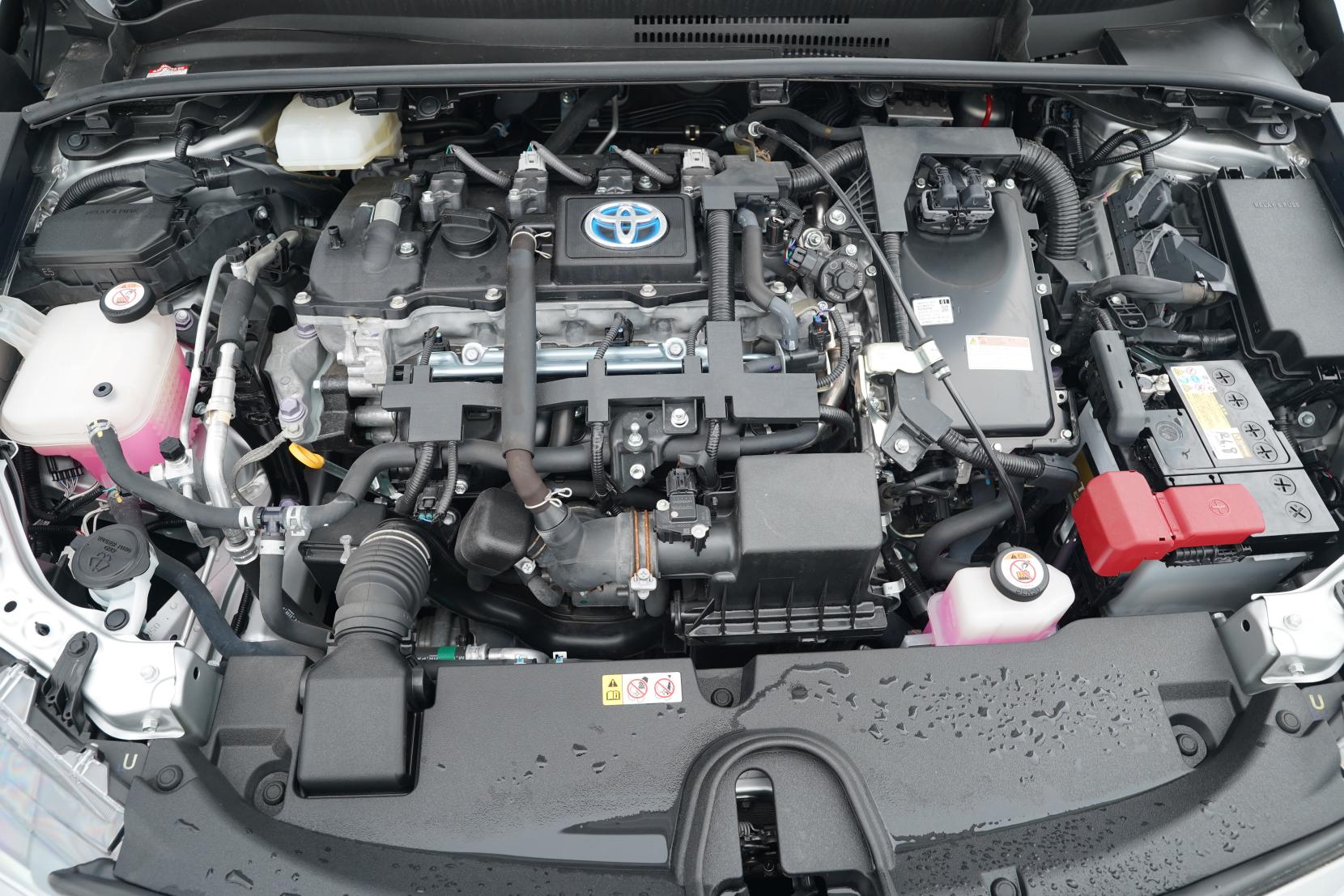 Toyota Corolla 1.8 Touring Hybrid S