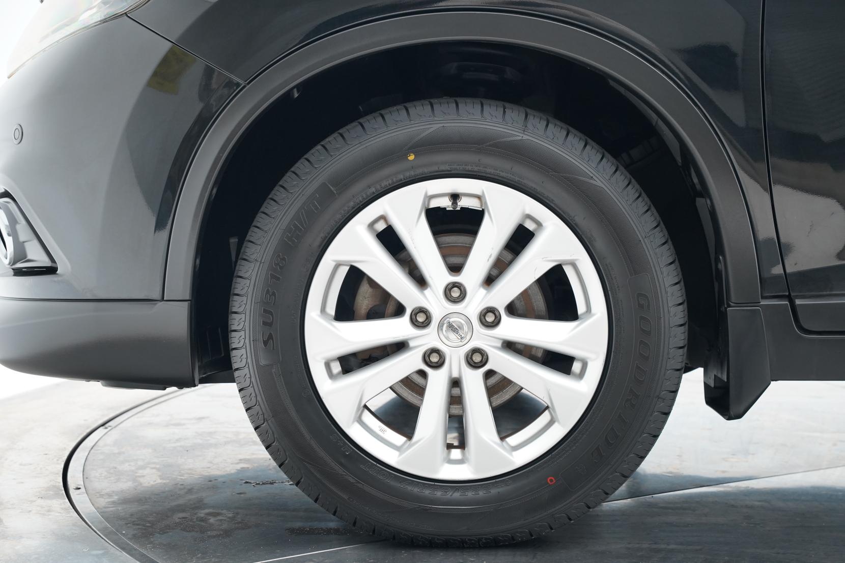 Nissan X-TRAIL 2.0 20X 4WD 5 Seater