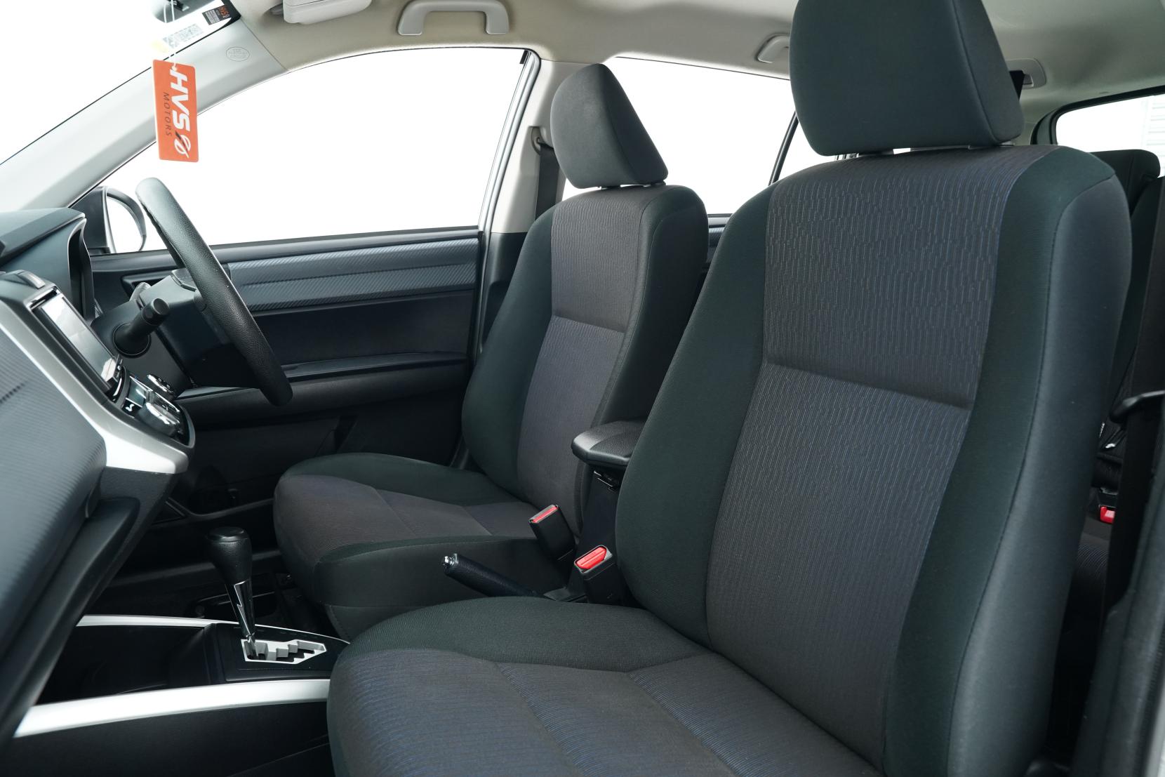 Toyota Corolla 1.5 Fielder Hybrid 8SRS