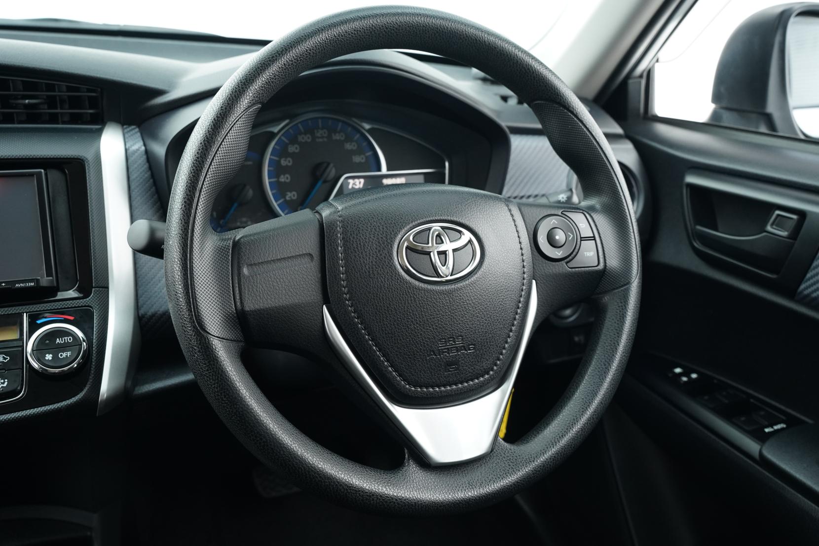 Toyota Corolla 1.5 Fielder Hybrid 8SRS