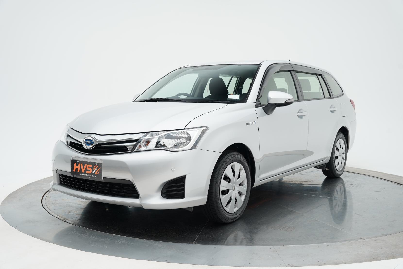 Toyota Corolla 1.5 Fielder Hybrid 8SRS