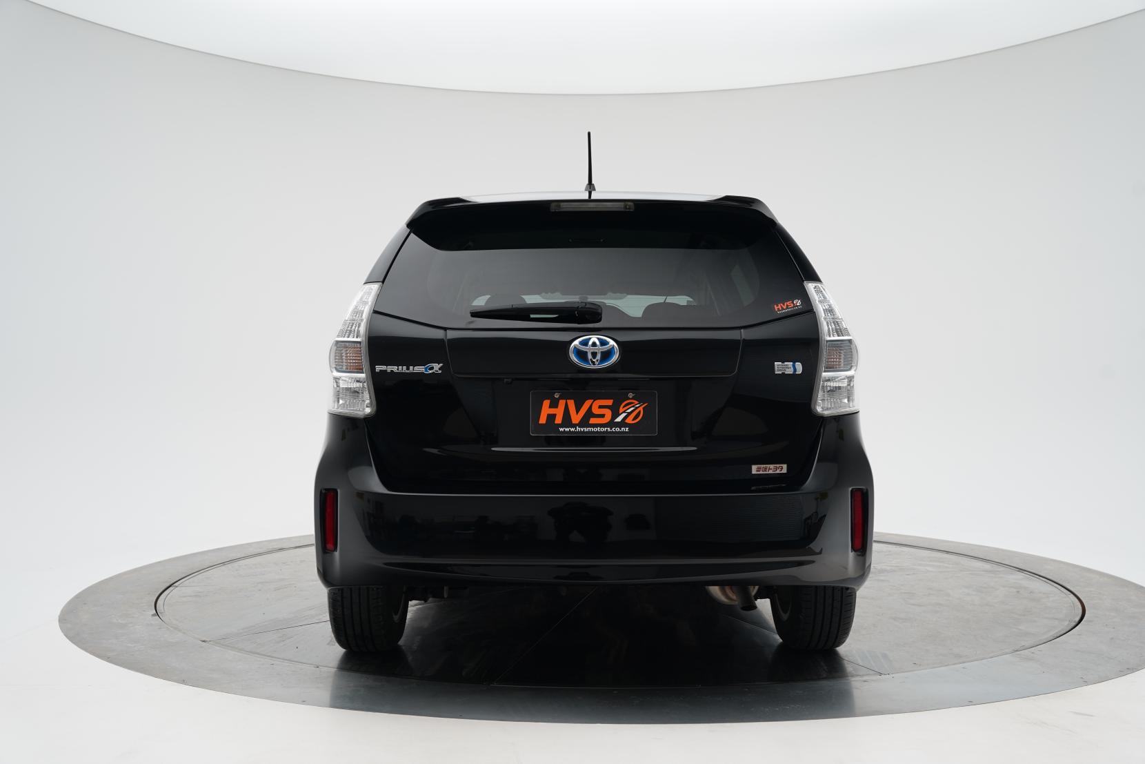 Toyota Prius 1.8 ALPHA S TUNE BLACK