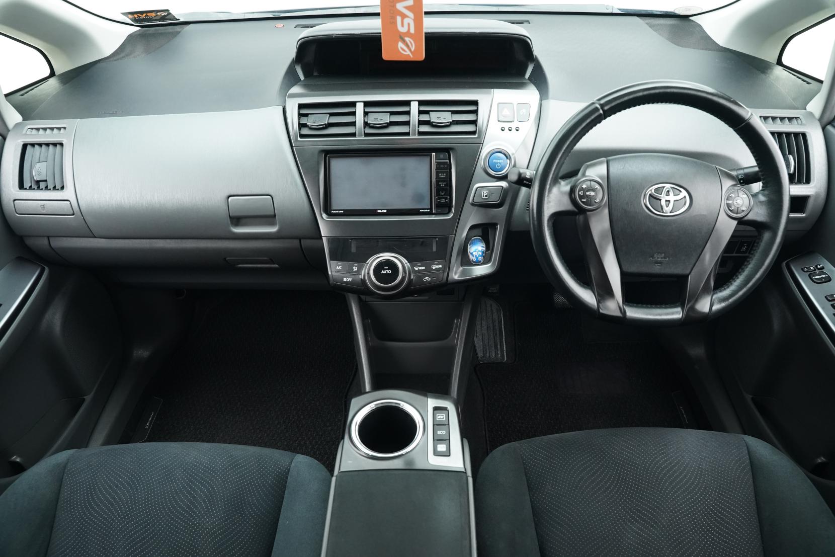 Toyota Prius 1.8 ALPHA S TUNE BLACK