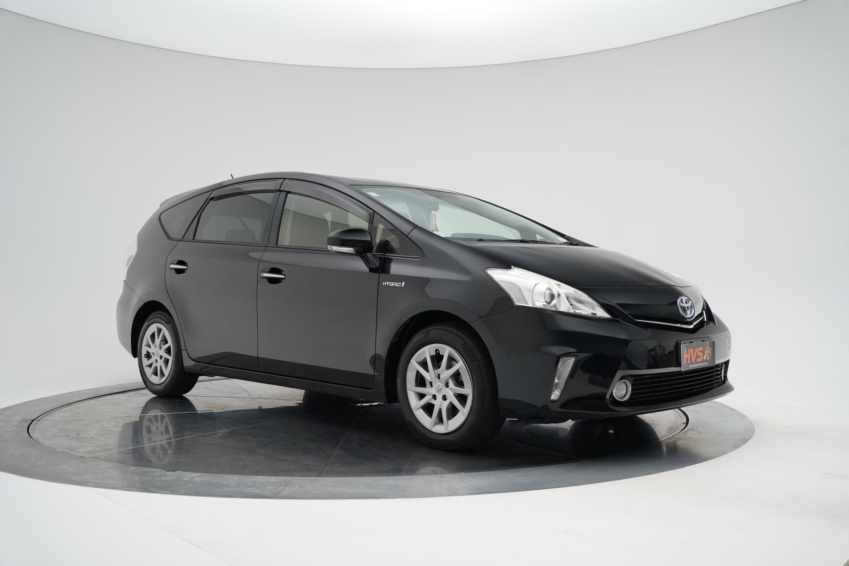 Toyota Prius 1.8 ALPHA S TUNE BLACK