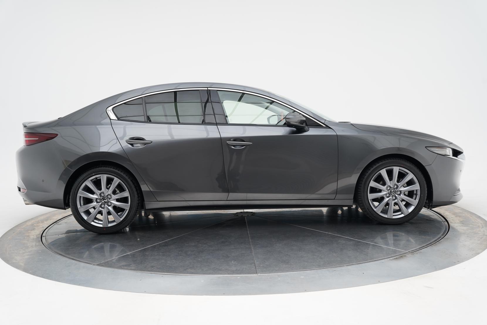 Mazda 3 2.0 20S L