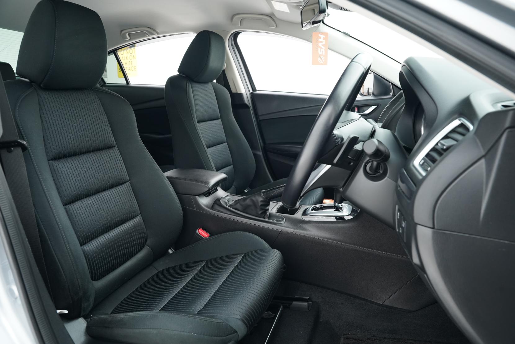 Mazda Atenza 2.0 SEDAN 20S