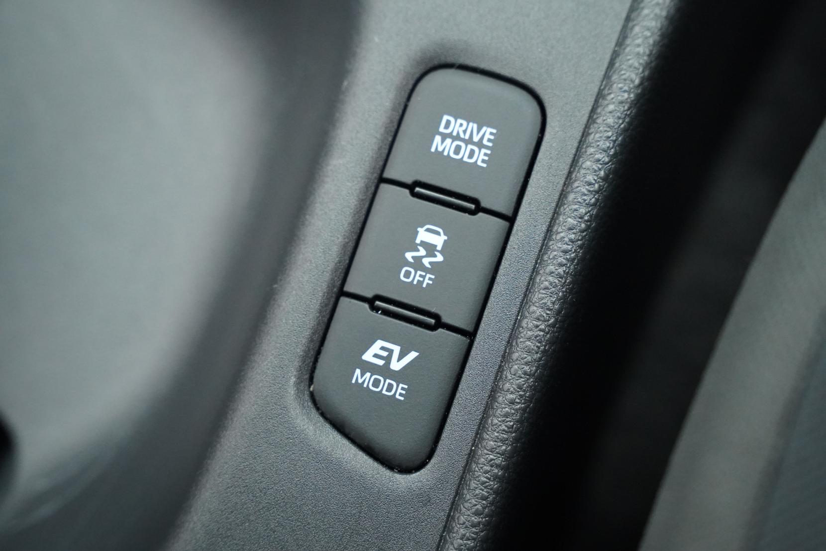 Toyota Yaris 1.5 Hybrid X