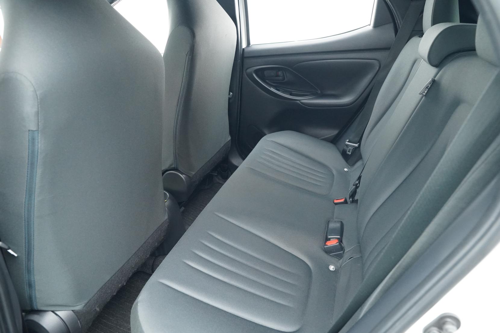 Toyota Yaris 1.5 Hybrid X