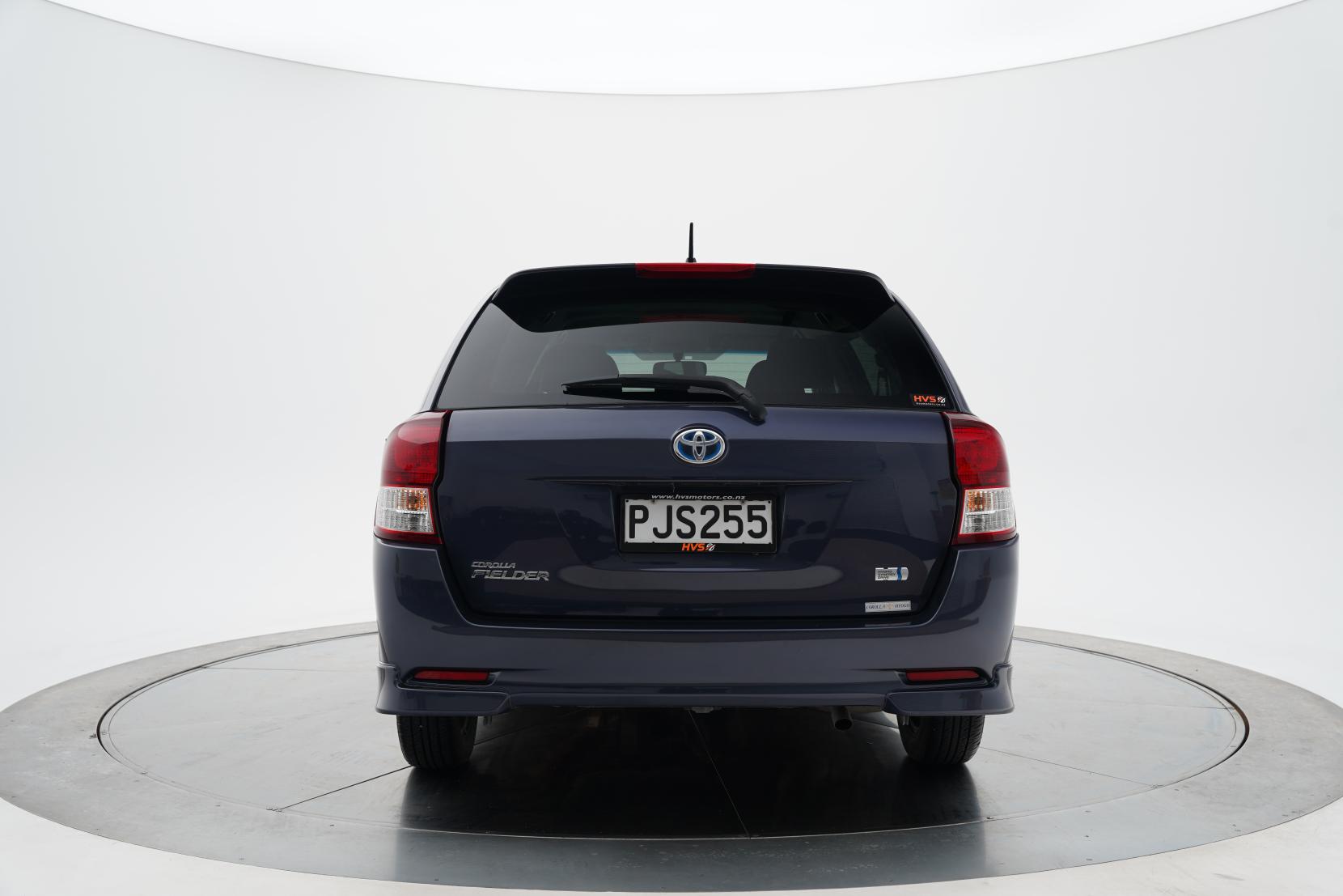Toyota Corolla 1.5 Fielder Hybrid