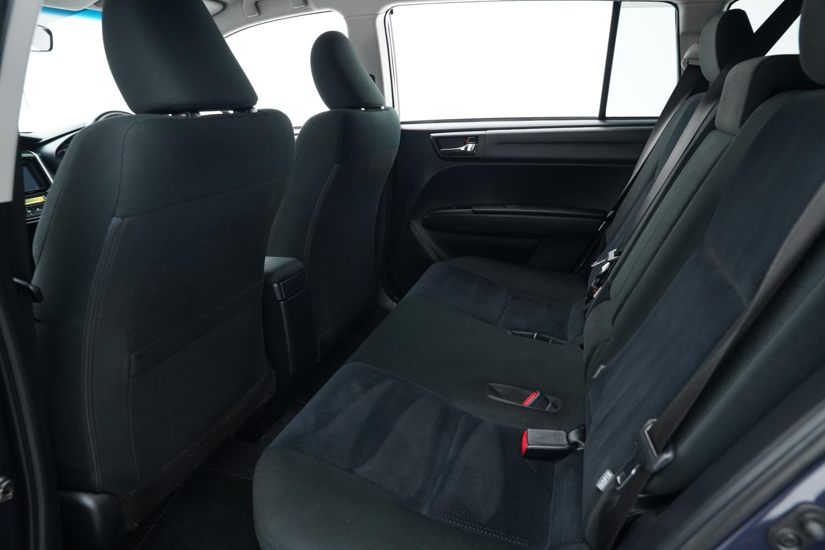 Toyota Corolla 1.5 Fielder Hybrid