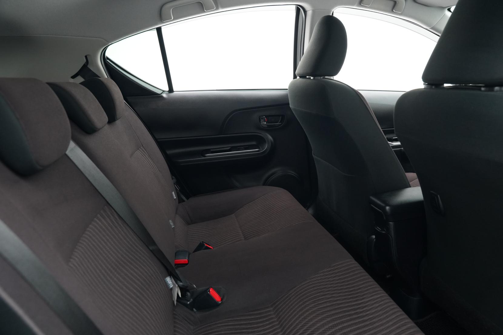 Toyota Aqua 1.5 Hybrid G Cruise Control