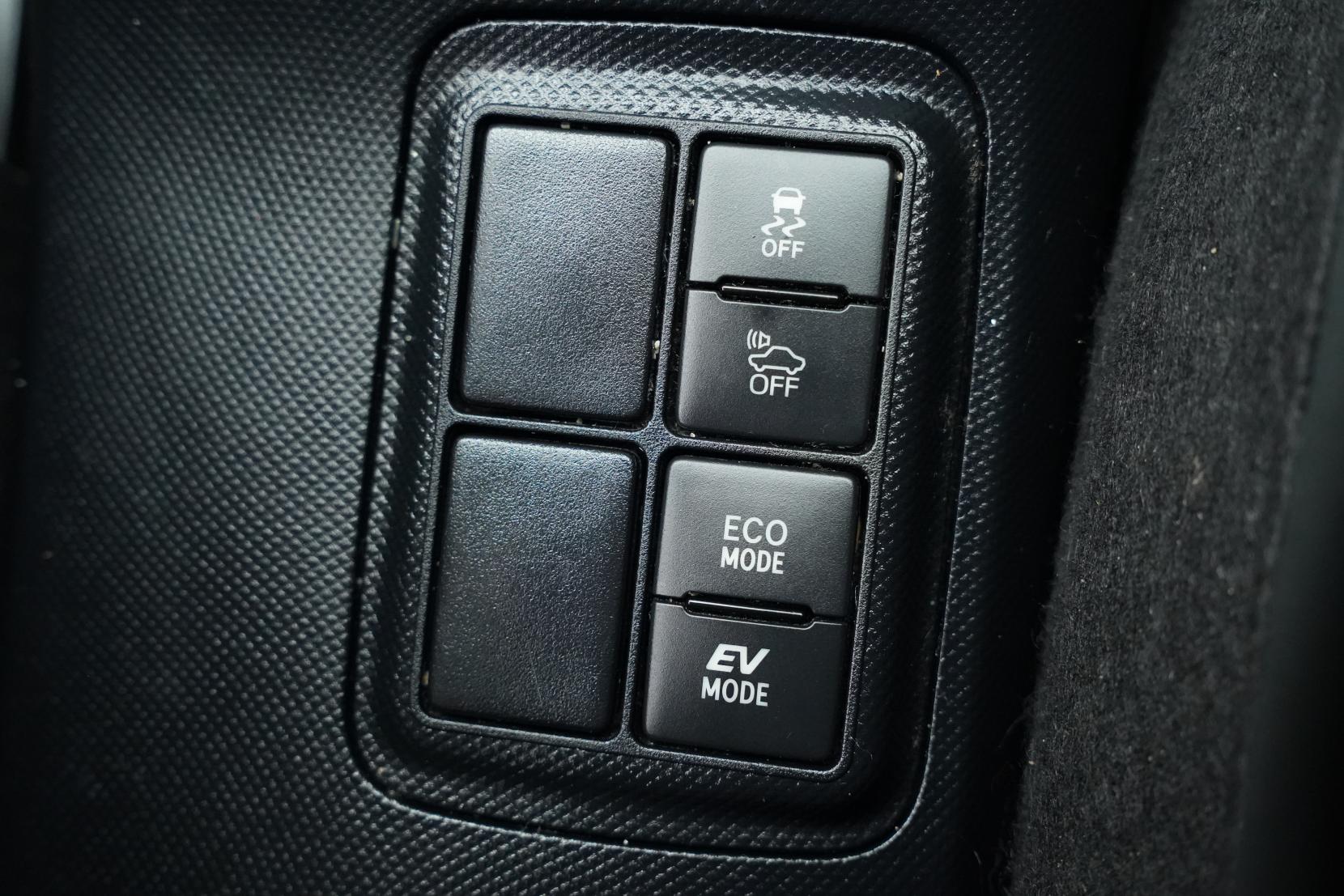 Toyota Aqua 1.5 Hybrid G Cruise Control